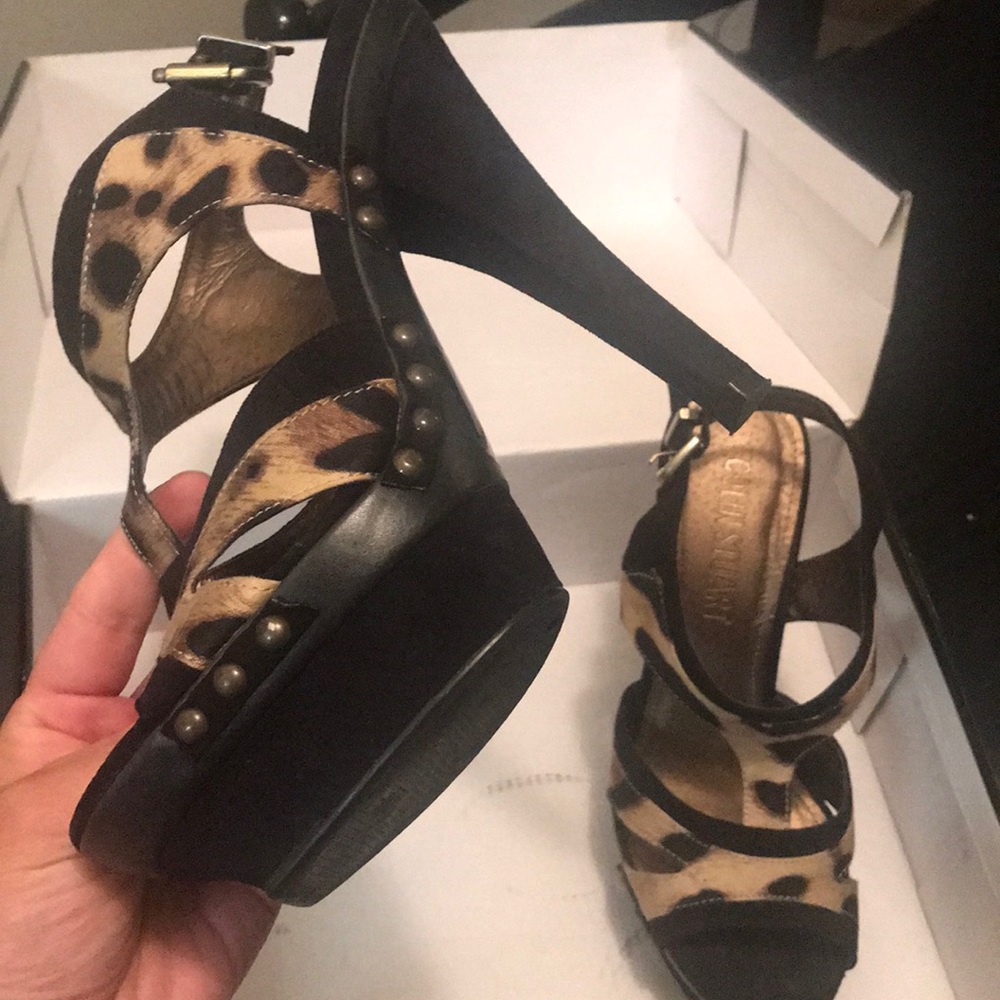 COLIN STUART Heels - Picture 5 of 7